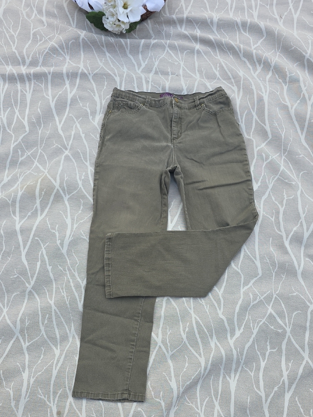 Gloria Vanderbilt Women's Pants in Olive